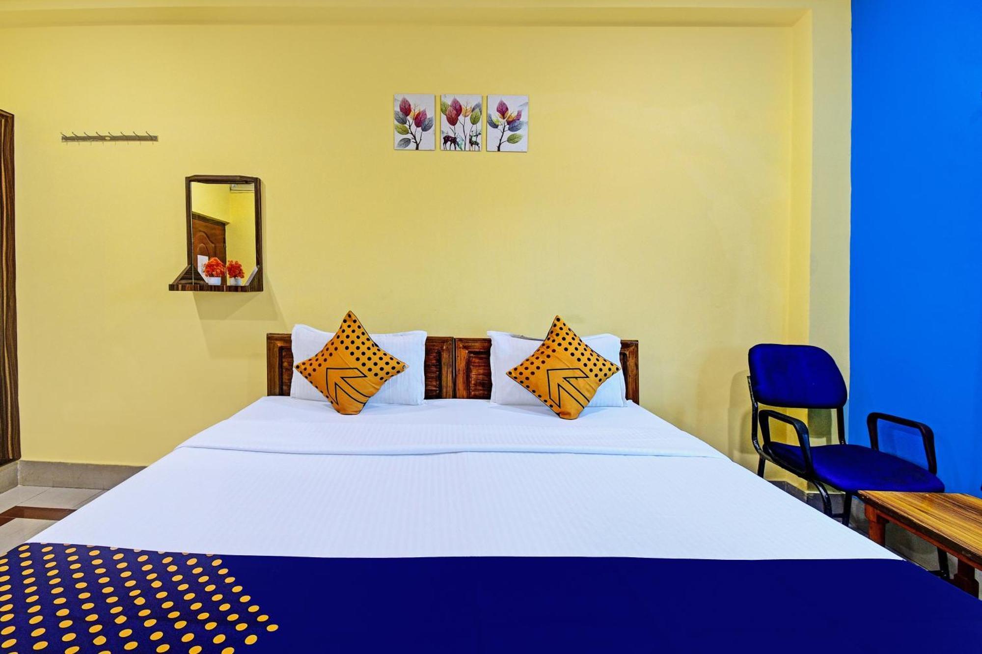 Oyo Flagship Pratikshya Guest House Baripada ภายนอก รูปภาพ