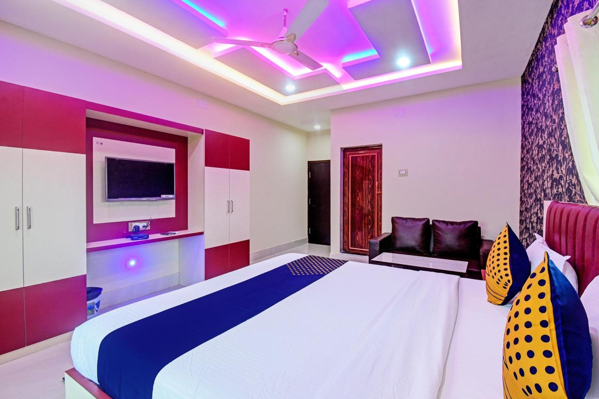 Oyo Flagship Pratikshya Guest House Baripada ภายนอก รูปภาพ