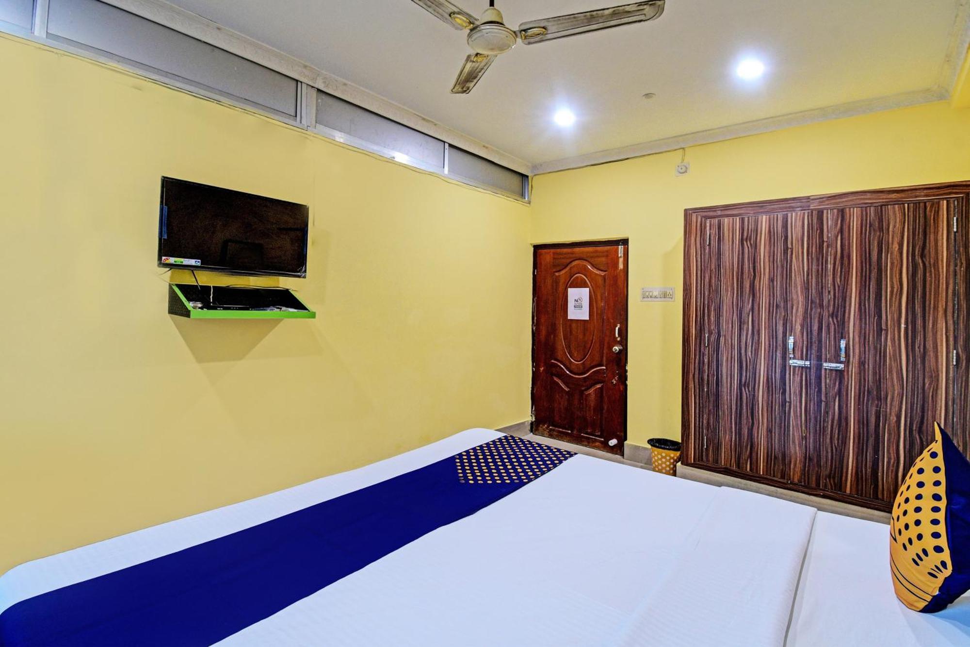 Oyo Flagship Pratikshya Guest House Baripada ภายนอก รูปภาพ