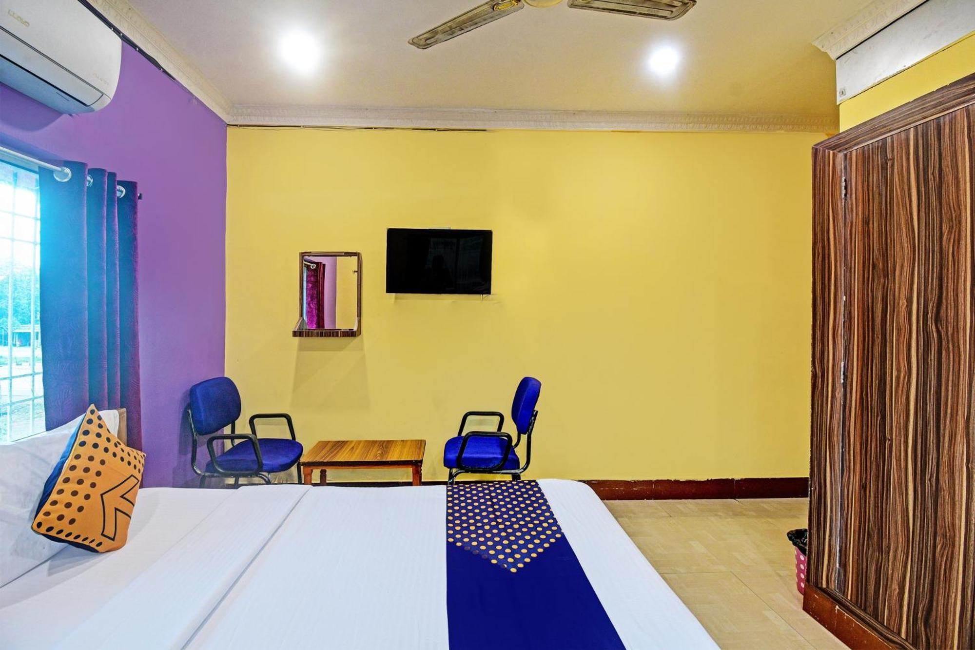 Oyo Flagship Pratikshya Guest House Baripada ภายนอก รูปภาพ